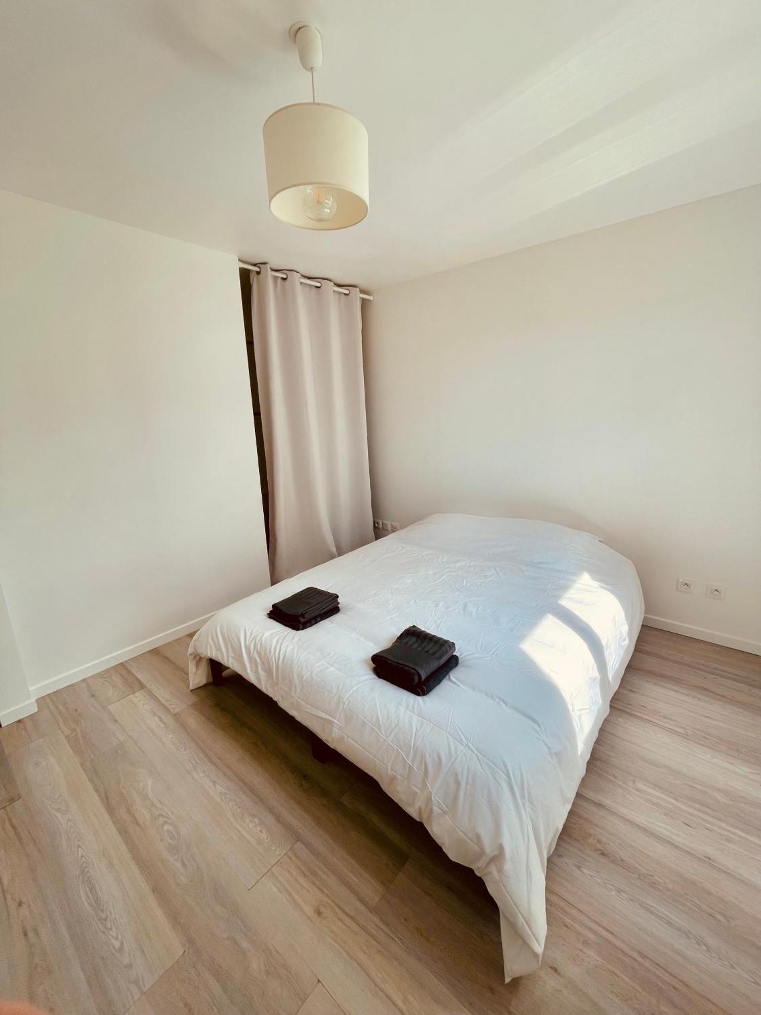 Apartment Sweet 74